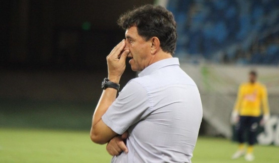 América RN demite treinador após segundo turno irregular