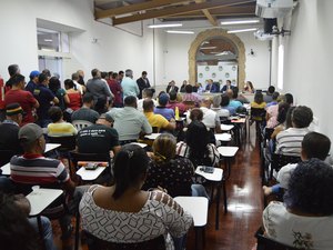 Agentes de Endemias cobram implantação de piso nacional da categoria