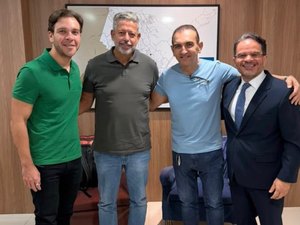 Saída política para disputa pela presidência da ALE passa por Arthur Lira
