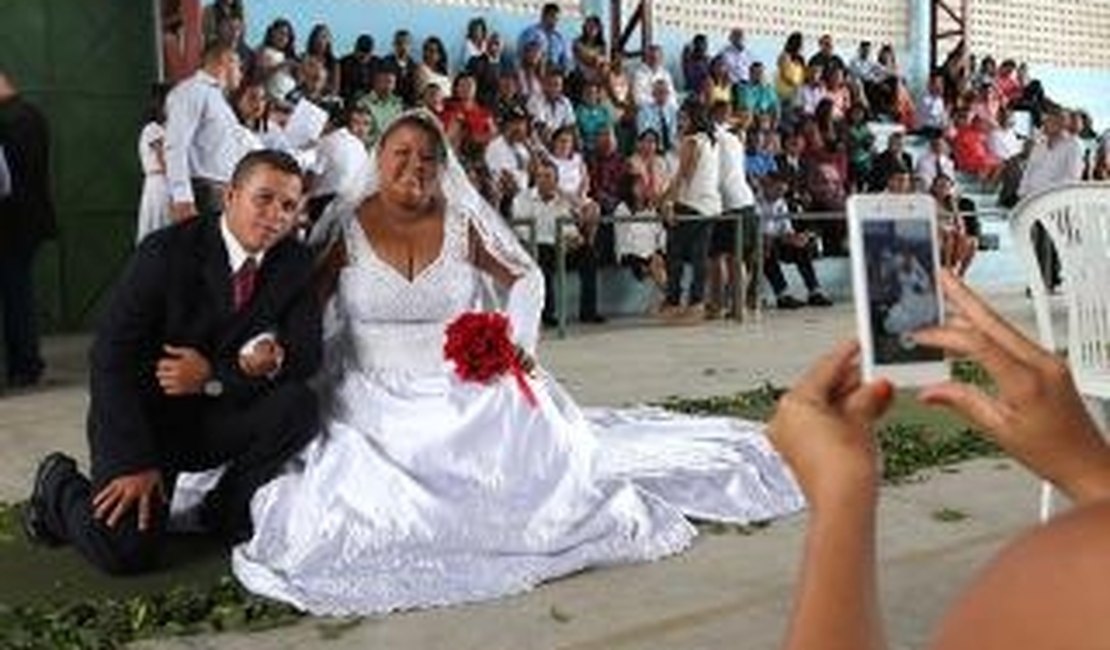 Justiça Itinerante oficializa união de 53 casais em Rio Largo