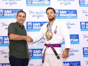 Atleta de São Sebastião fatura medalha de ouro em torneio internacional de jiu-jítsu