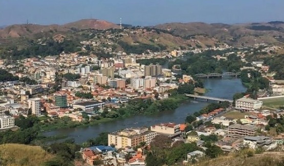 [Vídeo ]  Prefeito fala em “castrar meninas” para controlar natalidade