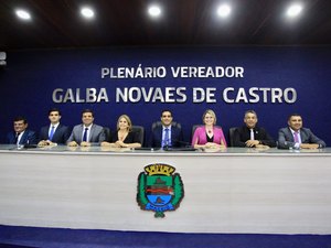 Trabalhos na Câmara Municipal de Maceió anda a passos lentos