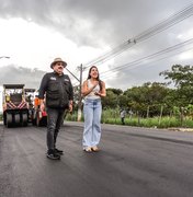 Prefeito Gilberto Gonçalves e Deputada Gabi Gonçalves fiscalizam pavimentação asfáltica em Rio Largo