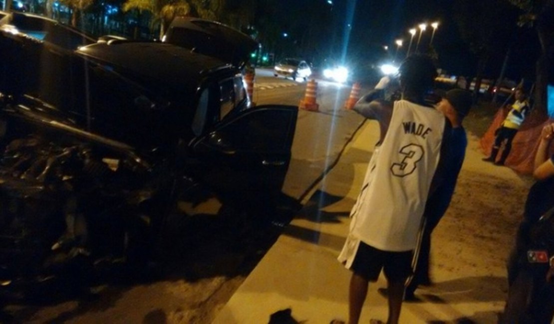 Jogador do Vasco sofre acidente de carro