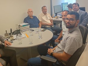 MPAL recebe empresários que denunciam tratamento desigual pelo Estado e temem falência