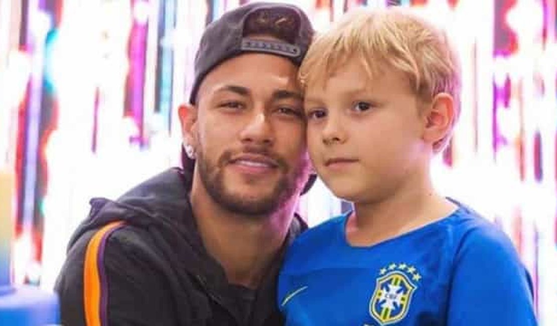 Neymar leva 'bronca' do filho: 'Meu pai só fala m*rda'