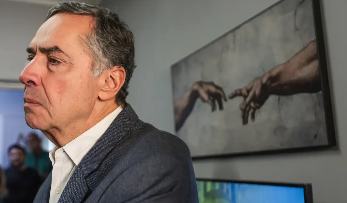 Prestes a se aposentar do STF, Barroso passa mal e vai ao hospital em Brasília