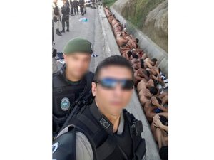 Policiais paraibanos comemoram abordagem a torcedores do ASA fazendo selfie