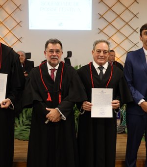 Humberto Pimentel e Péricles Gama tomam posse como procuradores de Justiça do MPAL