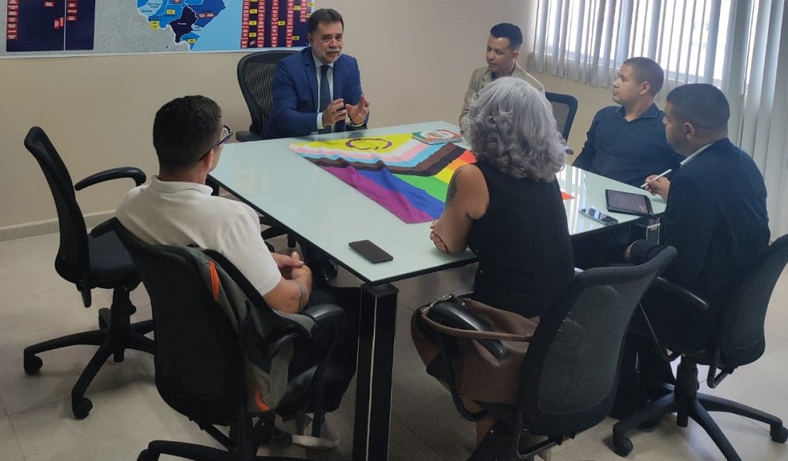 MPAL e Grupo Gay de Maceió avançam na construção de projeto de acolhimento