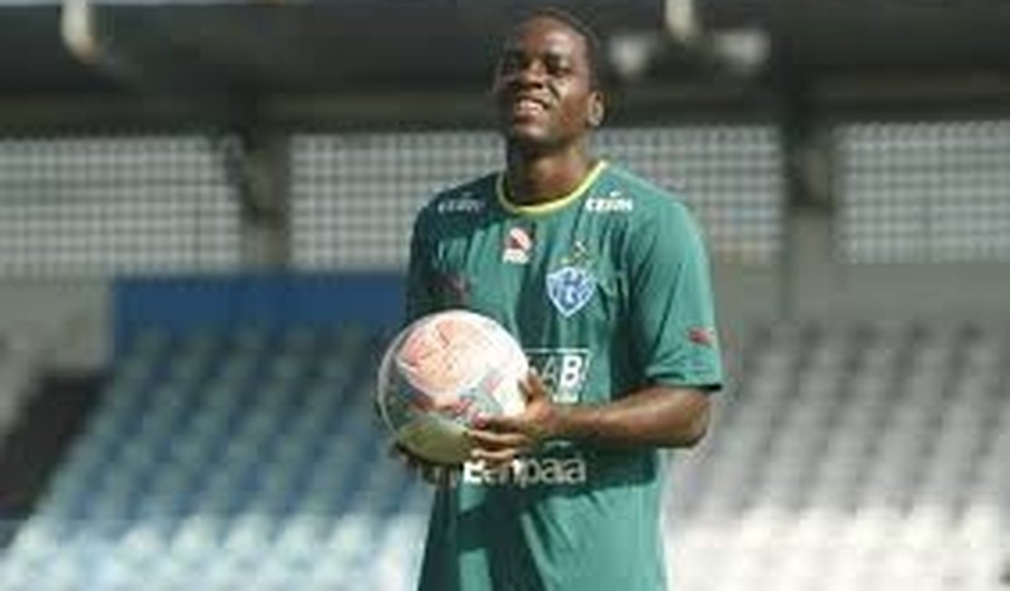 CSA anuncia contratação do atacante Marcelo Nicácio