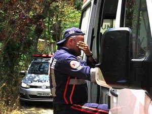 Equipes de socorro se emocionam com morte de bebê degolada em PE