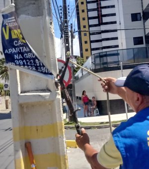 Fiscalização combate poluição visual no bairro do Farol