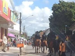 Governador manda Cavalaria para garantir que comércio de Teotônio Vilela continue fechado