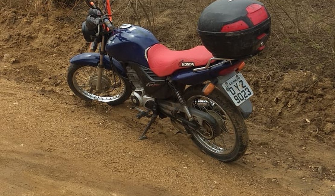 Motocicleta é abandonada na zona rural de Craíbas