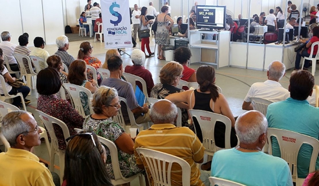 Primeiro dia de mutirão fiscal negocia mais de 1000 dívidas em Alagoas