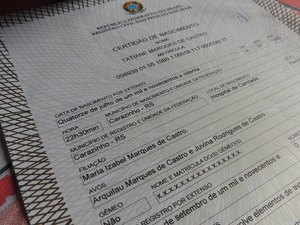 'Crescer sem a presença do pai me faz querer ser melhor quando tiver filhos', diz jovem arapiraquense