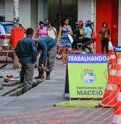 Prefeitura realiza obras de recuperação no calçadão do Comércio