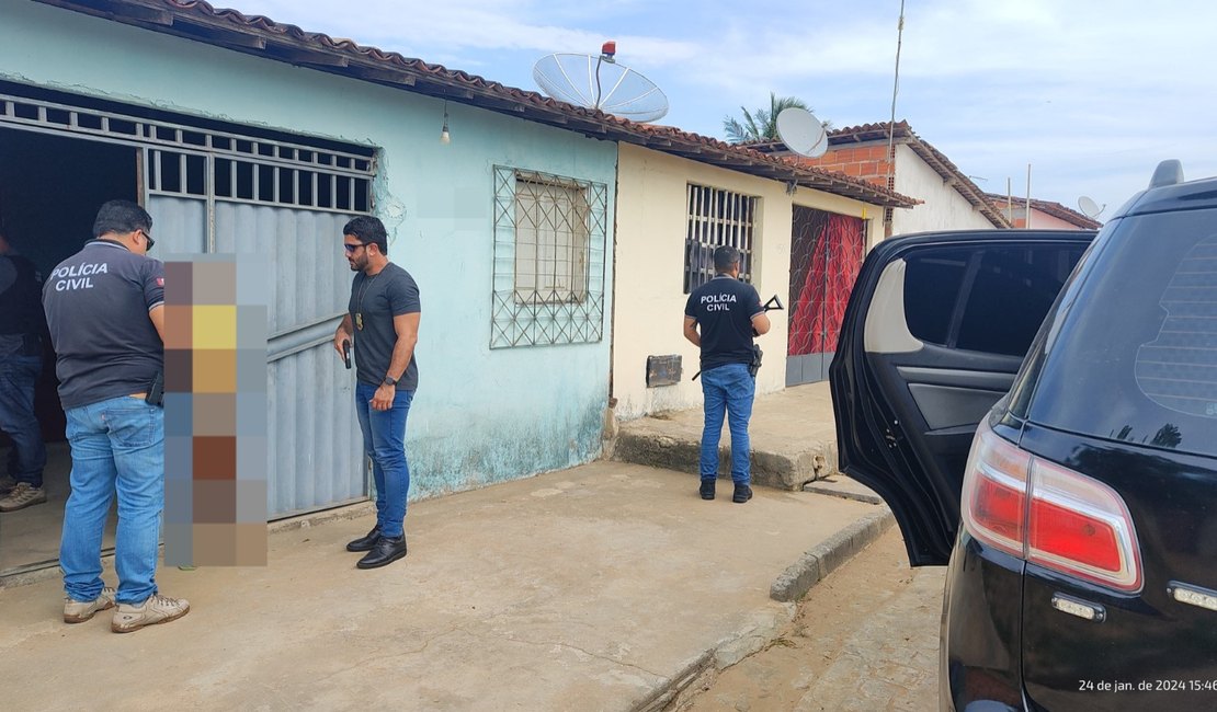 Mulher é presa foragida por tráfico de drogas