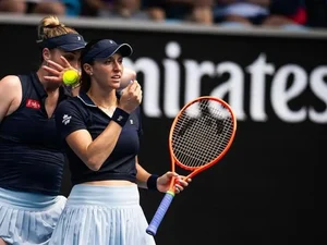 Stefani perde semi de duplas e Brasil dá adeus a Aberto da Austrália