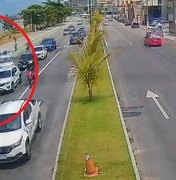 Caminhonete provoca acidente com diversos veículos no Jaraguá
