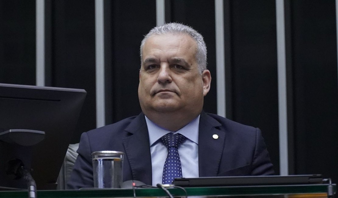Partido Novo e disputa ao senado podem ser o destino de Alfredo Gaspar em 2026