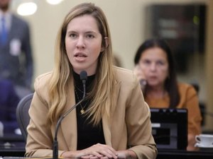 Protocolado em 2024, PL de Cibele Moura auxilia combate a crimes denunciados por Felca