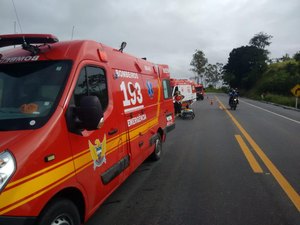 Colisão seguida de tombamento deixa um ferido em São Miguel dos Campos