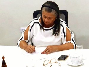 Prefeita de Palmeira dos Índios decreta ponto facultativo nos dias 26 de dezembro e 2 de janeiro