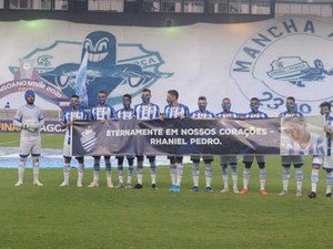 CSA presta homenagem ao menino Rhaniel no primeiro jogo da final do Alagoano