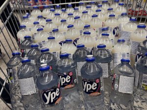 Justiça libera produção da Ypê, mas Anvisa mantém alerta sobre produtos