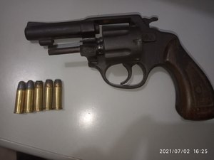Homem armado é detido após agredir mulher na zona rural de Jaramataia