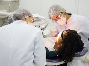 Parceria do MPAL com faculdades assegura atendimento odontológico a jovens em situação de vulnerabilidade