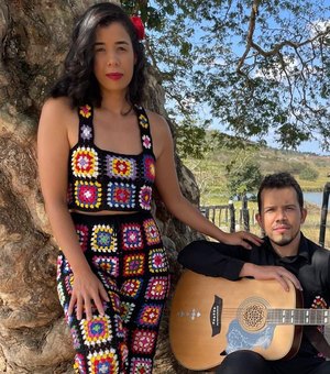 Altemar Dutra faz a festa das Mães em Arapiraca; banda Mar e karaokê completam a programação da Prefeitura