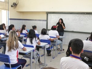 Prova Brasil: metade dos professores não consegue cumprir conteúdo planejado
