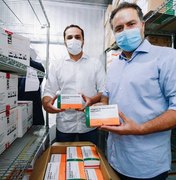 [Vídeo] Lote com 88 mil doses da vacina chegou em Alagoas no final da noite desta segunda-feira