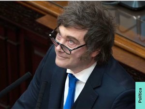 Javier Milei chega ao Brasil para agendas com Flávio Bolsonaro e Tarcísio