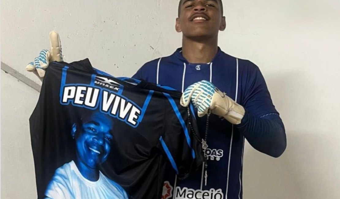 Goleiro do CSA, destaque da partida, homenageia pai morto por organizada: 'Queria o senhor aqui'