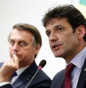 Ministro do Turismo acusa Ramos de traição e de querer dar pasta ao Centrão
