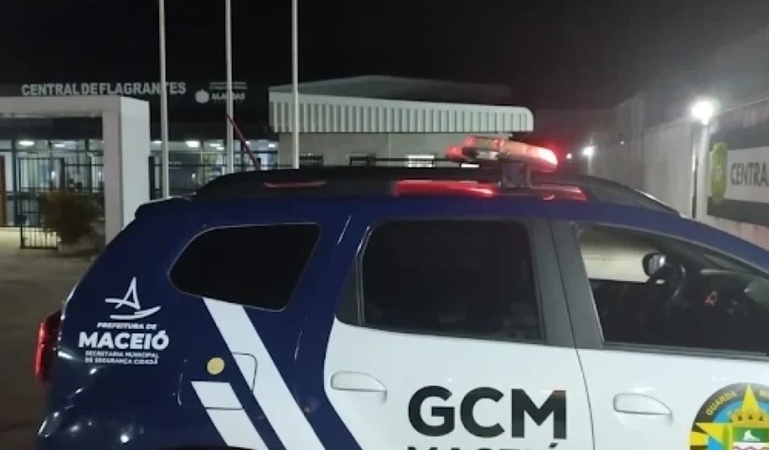 Guarda Municipal prende homem por importunação sexual dentro de ônibus