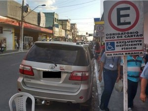 Estacionamentos específicos facilitam a vida de idosos e deficientes no trânsito