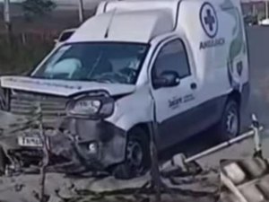 Paciente morre após ambulância em que estava sendo transportada sofrer acidente na AL-220 em Batalha