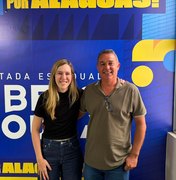 Cibele Moura reafirma apoio a servidores da Casal durante reunião em Palmeira