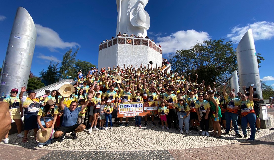 Prefeitura de Junqueiro promove mais uma viagem de fé a Juazeiro do Norte