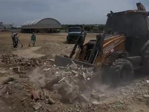 Prefeitura inicia construção do Complexo Esportivo em povoado de  Major Izidoro