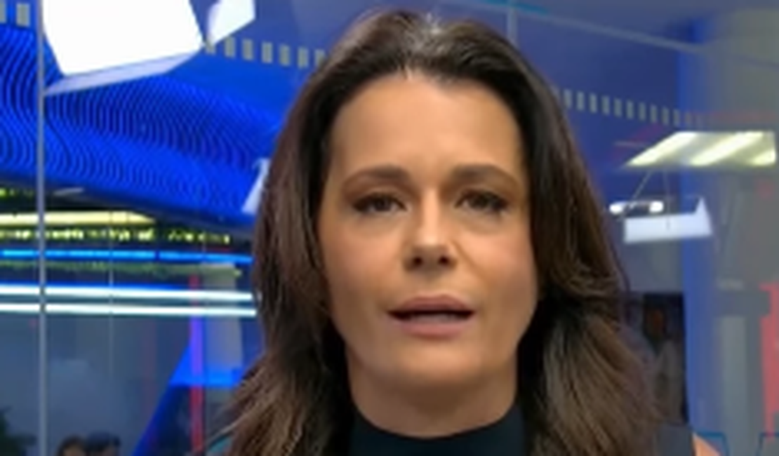 Jornalista se emociona ao comentar eleição deputada e fala sobre feminicídio