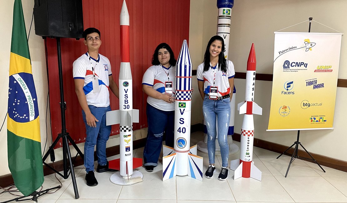 Escola Estadual representa Alagoas na jornada brasileira de foguetes, no Rio de Janeiro