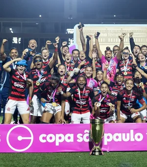 Flamengo goleia Grêmio e conquista Copinha Feminina