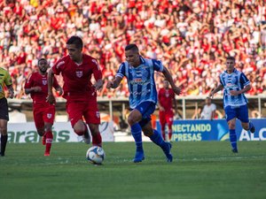 Após derrota nos pênaltis, CRB deixa o Rei Pelé em silêncio